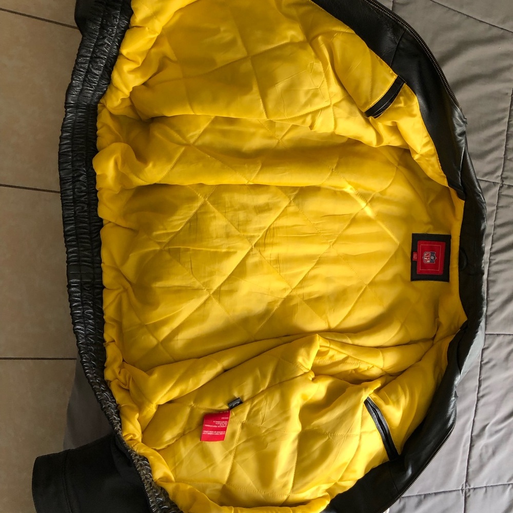 Pittsburgh Steelers Official NFL Leather Jacket - Picture 4 of 11